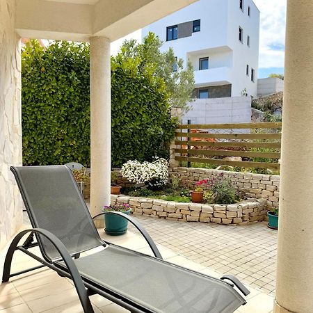 Apartments Elvira Drage Exterior photo